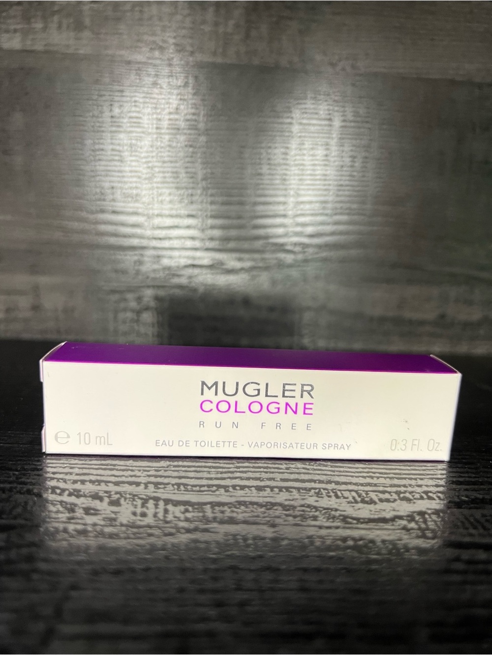 Mugler Cologne Run Free — White and Purple Accent Mini Box